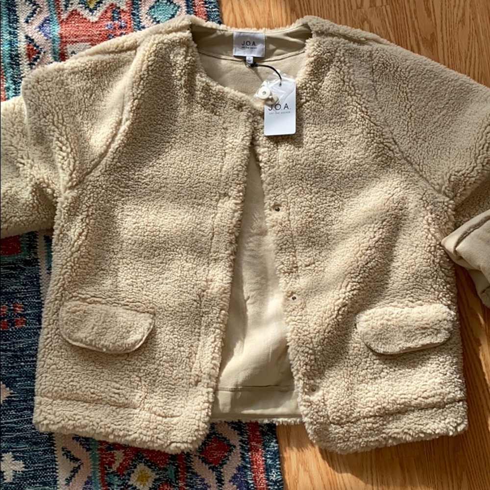 Fleece - Picture 4 of 4